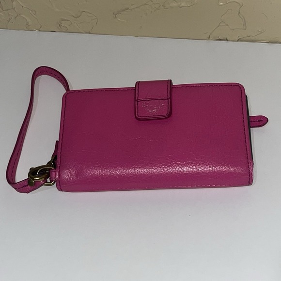 *FOSSIL PINK‎ LEATHER BUTTON CLOSURE  WRISTLET CLUTCH WALLET PHONE PURSE * - Picture 1 of 5